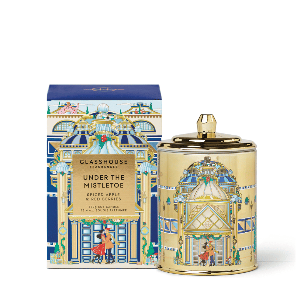 Under The Mistletoe Candle 380g